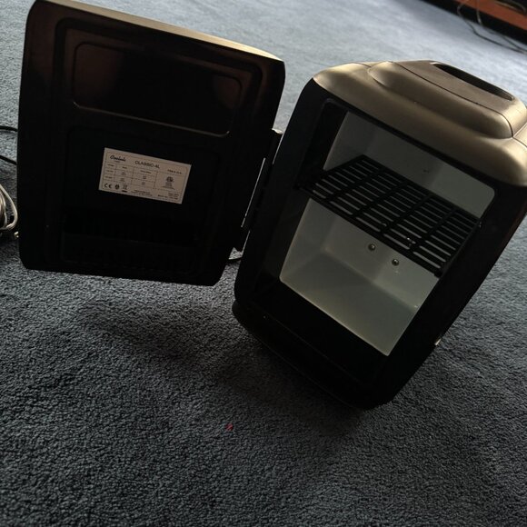 EUC Cooluli Classic Black 4 Liter Compact Cooler Warmer Mini Fridge w/ AC/DC/USB - Picture 5 of 7